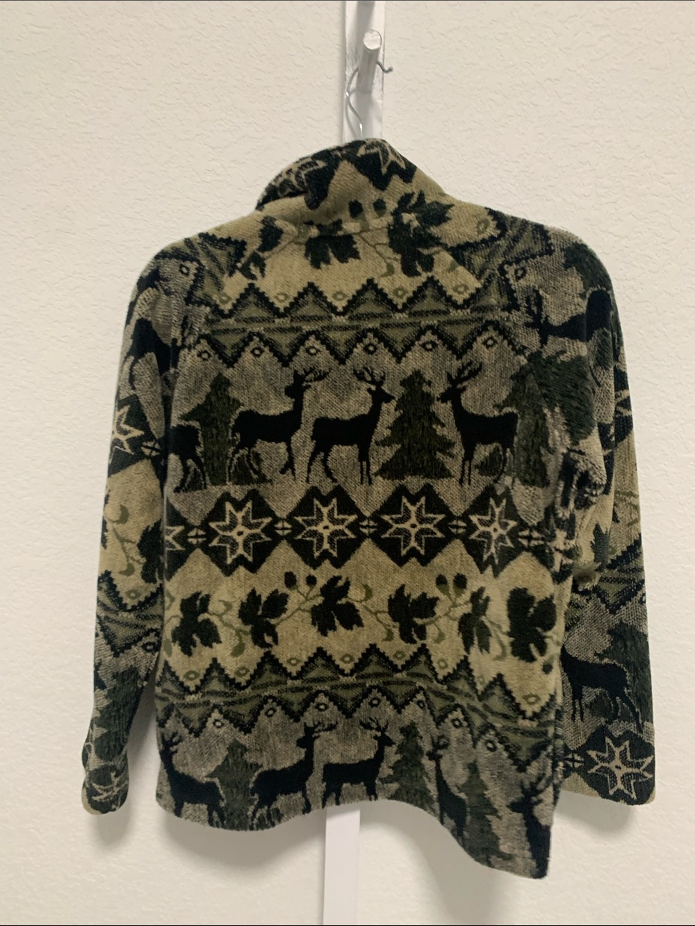 Vintage Barrage Fair Isle Reindeer Graphics Zip Front Fleece Jacket - Picture 5 of 7